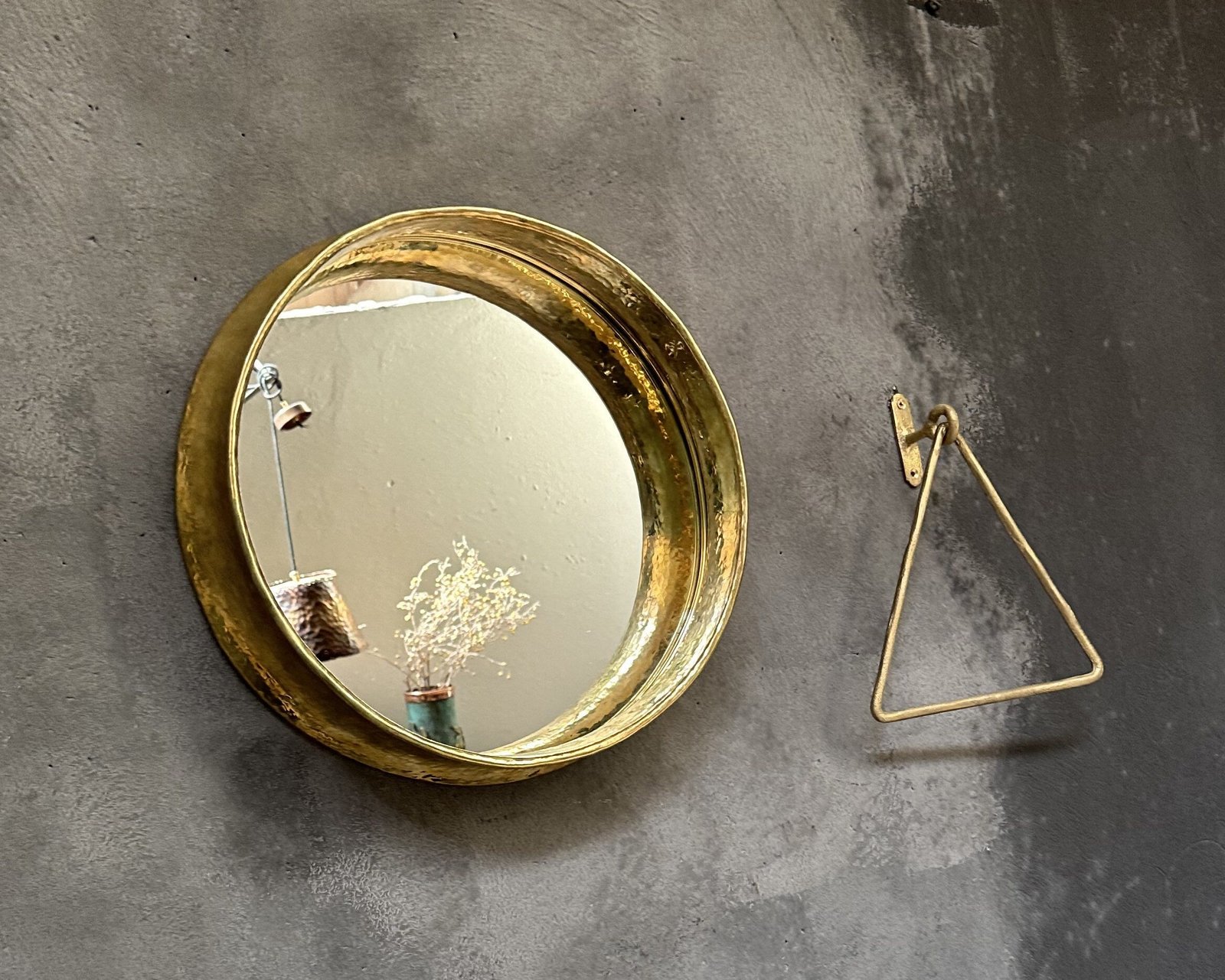 Round Brass Wall Mirror, Antique Brass Mirror Frame. Round Bathroom Mirror - Image 5